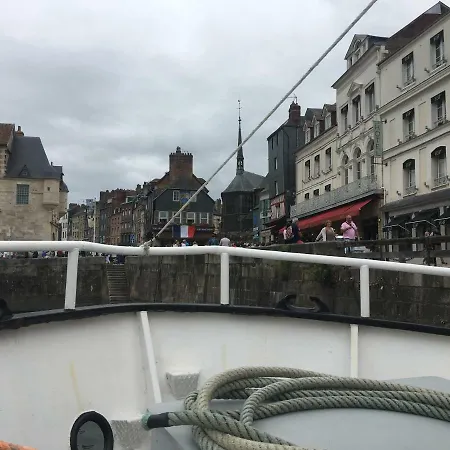 アパート La Parenthese Du Capucin オンフルール